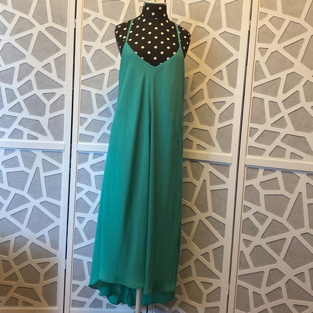 Adrienne Vittadini; green halter dress; Chiffon; High Low Hem; Size 12